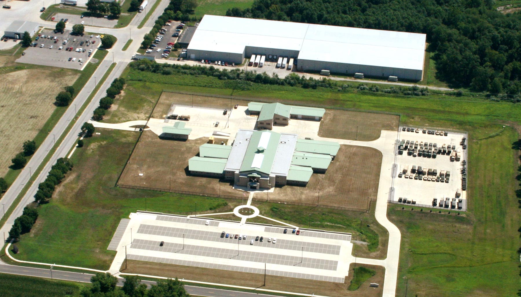 Exterior View of The Armed Forces Reserve Center in Mount Vernon, Illinois